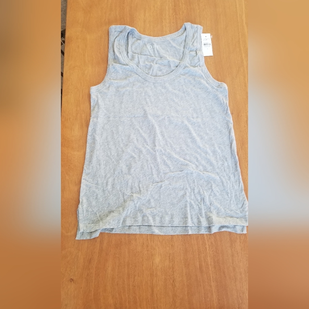 Sleeveless cotton LOFT shirt